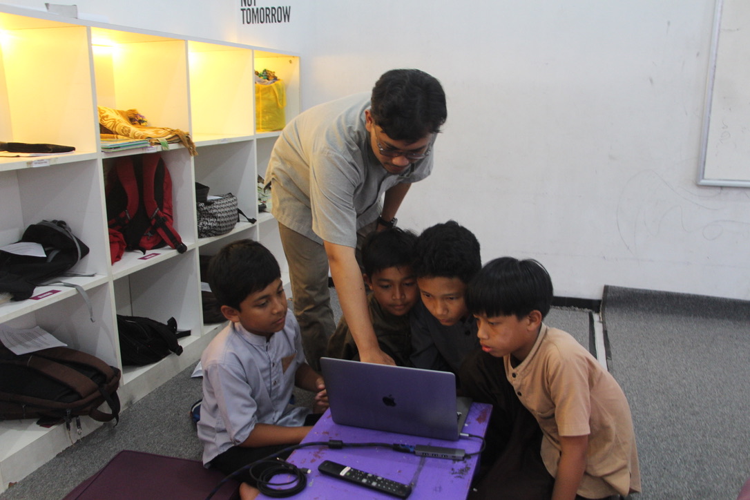 Aktivitas Kelas Robotika Terakhir